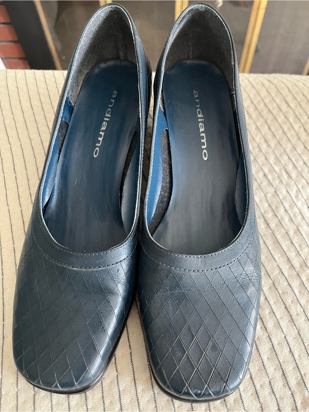 Andiamo leather Navy Quilted Low Heel Pumps for Women